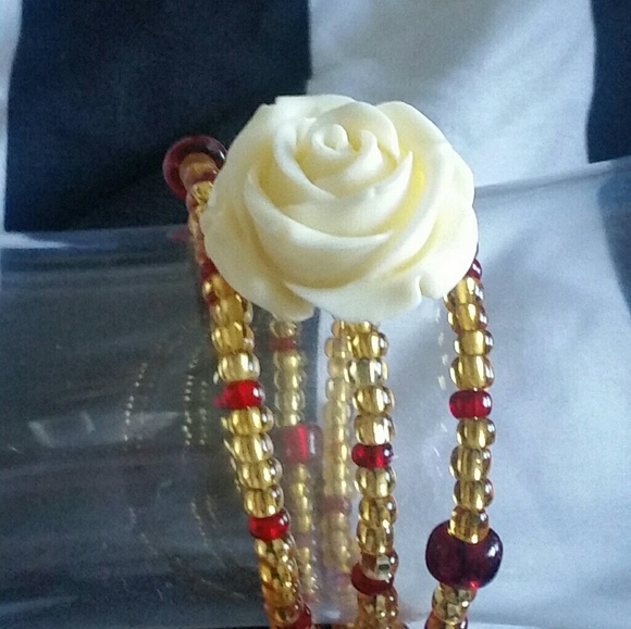 Bracelets - Picture 2 of 4